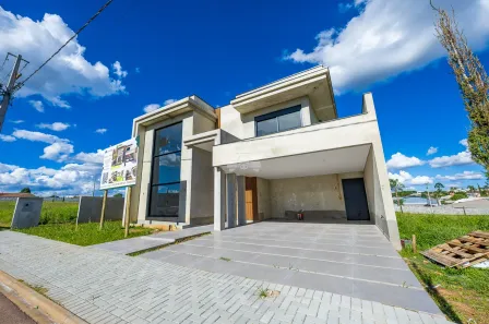Casa com 3 Quartos à venda, 368m² no Ferrari, Campo Largo
