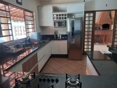 Fazenda/Sítio com 4 Quartos à venda, 180m² no Chácaras Central, Nova Odessa