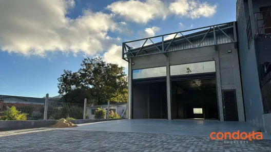 Ponto Comercial para alugar, 400m² no Restinga, Porto Alegre