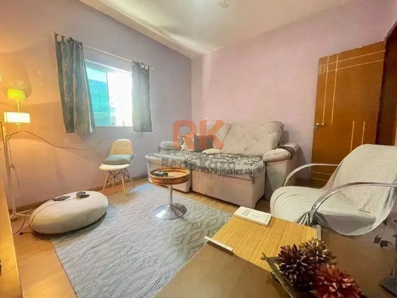 Casa com 6 quartos — Santa Rosa, Belo Horizonte