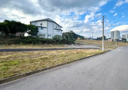 Lote/Terreno à venda, 350m² no São Luiz, Caxias do Sul
