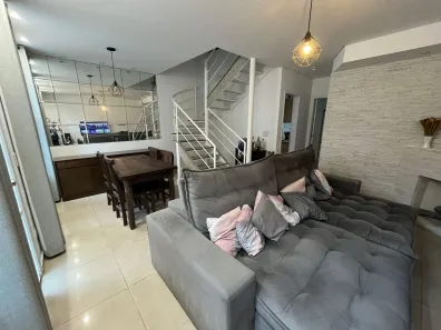Sobrado com 3 Quartos à venda, 130m² no Jardim Rebelato, Cotia