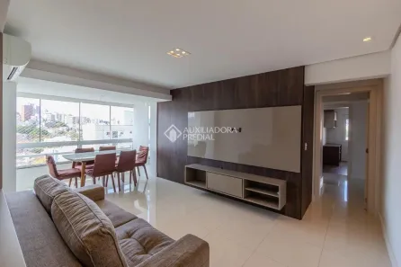 Apartamento com 3 Quartos para alugar, 143m² no Santo Antônio, Porto Alegre