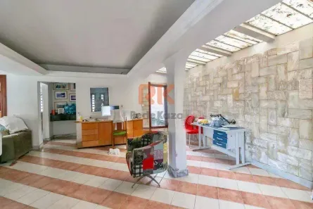 Casa com 5 Quartos para alugar, 300m² no Álvaro Camargos, Belo Horizonte