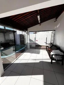 Casa com 3 Quartos para alugar, 180m² no Pitimbu, Natal