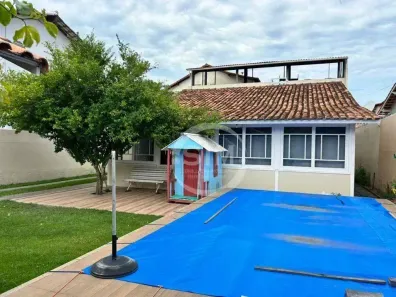 Casa com 4 Quartos à venda, 240m² no Jardim Flamboyant, Cabo Frio