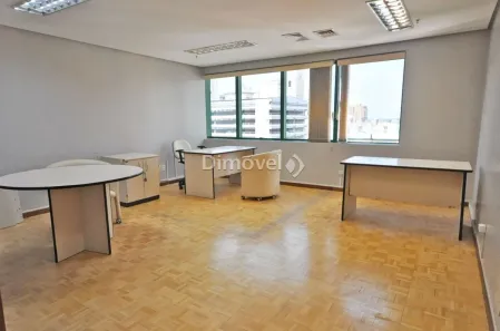 Sala Comercial à venda, 35m² no Centro Histórico, Porto Alegre