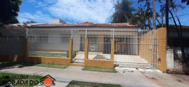 Casa com 3 Quartos à venda, 136m² no Zona 02, Maringá