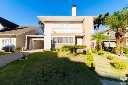 Casa de Condomínio com 5 Quartos à venda, 302m² no São Braz, Curitiba