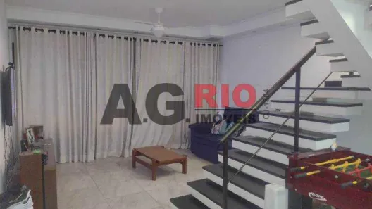 Casa de Condomínio com 6 Quartos à venda, 315m² no Praça Seca, Rio de Janeiro