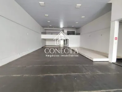 Ponto Comercial para alugar, 450m² no Nossa Senhora Aparecida, Uberlândia