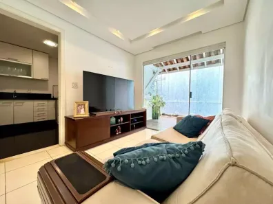 Casa com 3 Quartos à venda, 126m² no Buritis, Belo Horizonte
