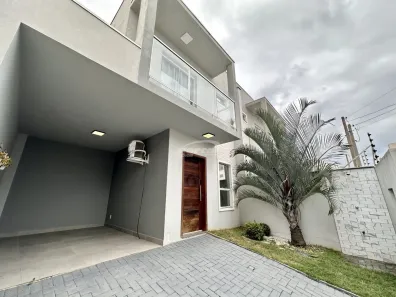 Casa com 3 Quartos para alugar, 95m² no Itacolomi, Balneário Piçarras