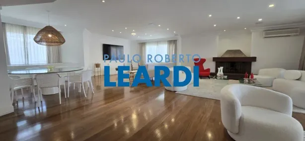 Apartamento com 3 Quartos para alugar, 284m² no Chácara Itaim, São Paulo