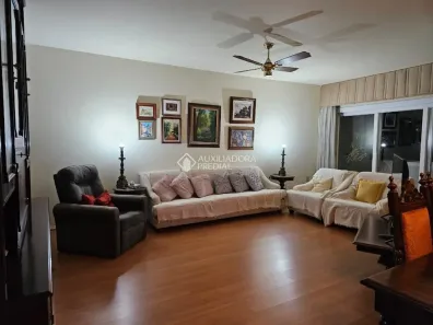 Apartamento com 3 Quartos à venda, 127m² no Moinhos de Vento, Porto Alegre