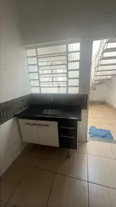 Casa com 1 Quarto para alugar, 40m² no Helena Maria, Osasco