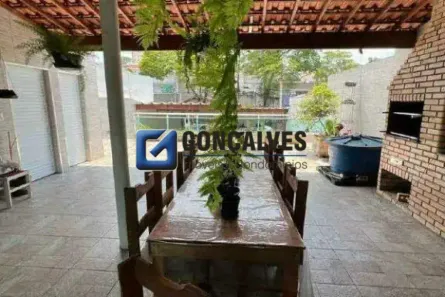 Sobrado com 3 Quartos para alugar, 368m² no Nova Petrópolis, São Bernardo do Campo
