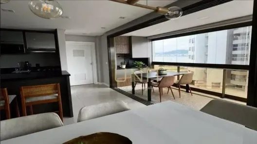 Apartamento com 3 Quartos à venda, 115m² no Estreito, Florianópolis