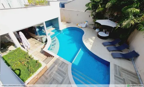 Casa de Condomínio com 3 Quartos à venda, 560m² no Morada da Colina, Resende