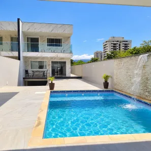Casa de Condomínio com 4 Quartos para alugar, 230m² no Recreio dos Bandeirantes, Rio de Janeiro