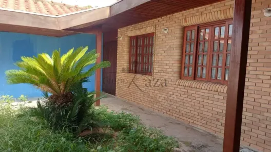 Casa com 4 Quartos à venda, 180m² no Jardim Petrópolis, São José dos Campos