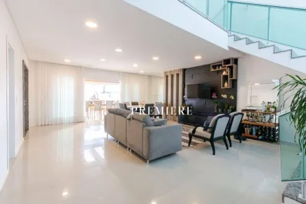 Casa com 3 Quartos à venda, 243m² no São Braz, Curitiba