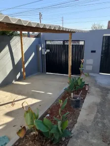 Casa com 2 Quartos para alugar, 50m² no Interlagos II, Sete Lagoas