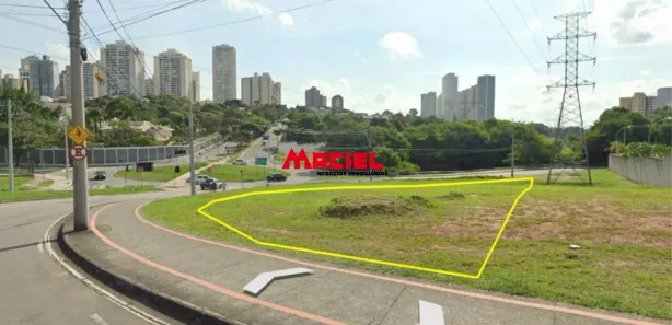 Lote/Terreno à venda, 1800m² no Condomínio Centro Empresarial Taquari, São José dos Campos