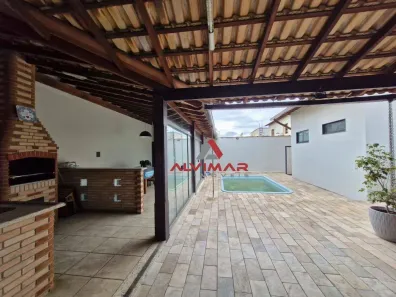 Casa com 4 Quartos à venda, 212m² no Jardim Amália, Volta Redonda