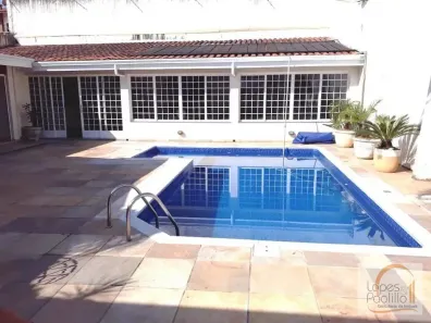 Casa com 4 Quartos à venda, 330m² no Jardim Itaperi, Atibaia