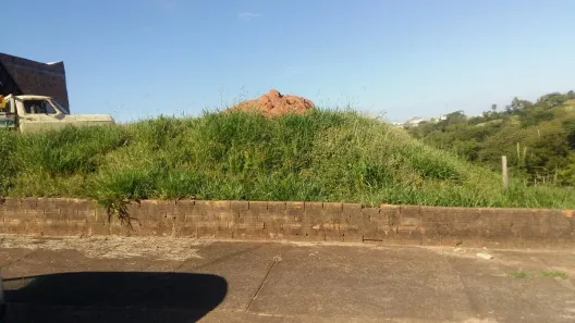 à venda, 435m² no Jardim Rio 400, Presidente Prudente