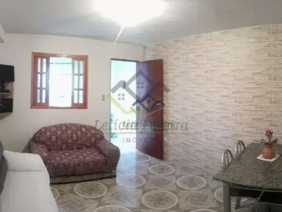 Sobrado com 3 Quartos à venda, 138m² no Jardim Nova Poá, Poá
