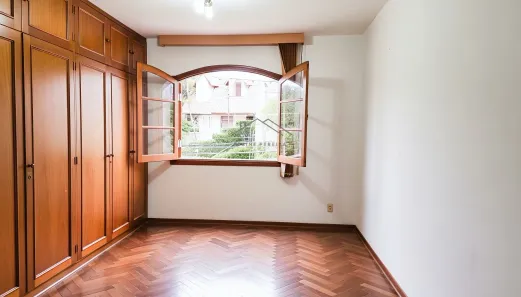 Casa com 4 Quartos à venda, 268m² no Jardim das Vertentes, São Paulo