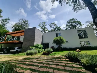 Casa de Condomínio com 6 Quartos para alugar, 700m² no Ibiúna, Ibiúna