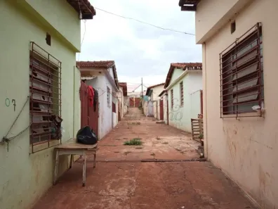 Casa com 6 Quartos à venda, 242m² no Parque Industrial Tanquinho, Ribeirão Preto