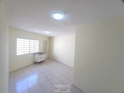 Kitnet para alugar, 35m² no Saúde, Mogi Mirim