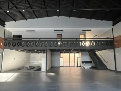 Galpão/Depósito/Armazém para alugar, 600m² no Setor Marista, Goiânia