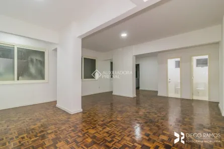Sala Comercial com 2 Quartos para alugar, 109m² no Centro Histórico, Porto Alegre
