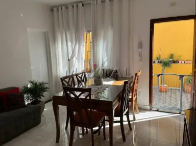 Casa com 2 Quartos à venda, 72m² no Canindé, São Paulo