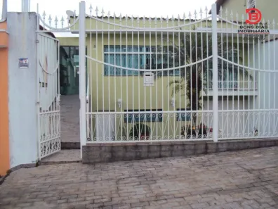 Casa com 3 Quartos à venda, 250m² no Jardim Triana, São Paulo