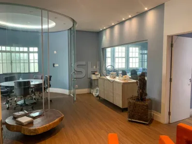 Imóvel Comercial à venda, 300m² no Pacaembu, São Paulo