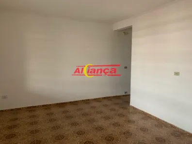 Casa com 4 Quartos à venda, 240m² no Jardim Almeida Prado, Guarulhos
