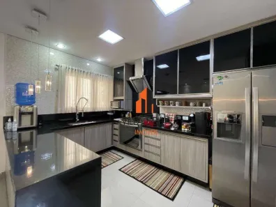Sobrado com 3 Quartos à venda, 342m² no Jardim Bela Vista, Santo André