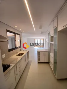 Apartamento com 3 Quartos para alugar, 147m² no Cambuí, Campinas