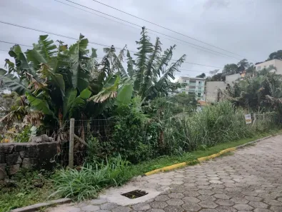 Lote/Terreno à venda, 587m² no Saco Grande, Florianópolis