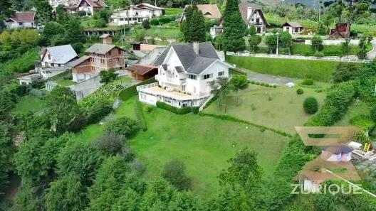 Casa com 6 Quartos à venda, 600m² no Alto do Capivari, Campos do Jordão