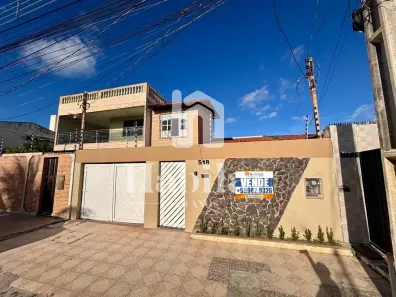 Casa com 5 Quartos à venda, 280m² no Atalaia, Aracaju