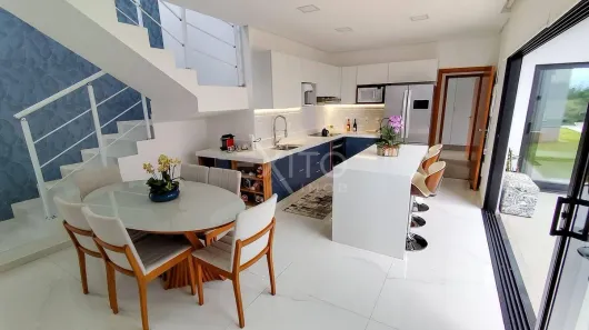Casa com 3 Quartos à venda, 283m² no Loteamento Vale Azul I, Jundiaí