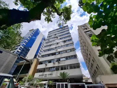 Sala Comercial com 3 Quartos para venda ou aluguel, 90m² no Consolação, São Paulo
