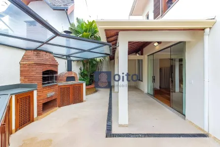 Casa com 3 Quartos à venda, 220m² no Moema, São Paulo